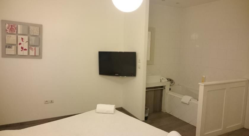 Hotel Le 5 Martigues Eksteriør billede
